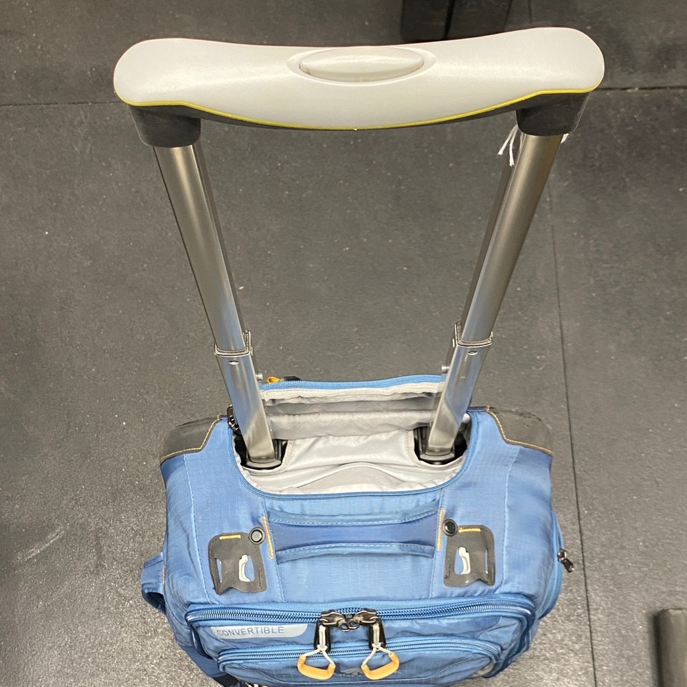 Eagle Creek Switchback 22" BLUE Upright Carry On Wheeled Suitcase - Picture 9 of 15